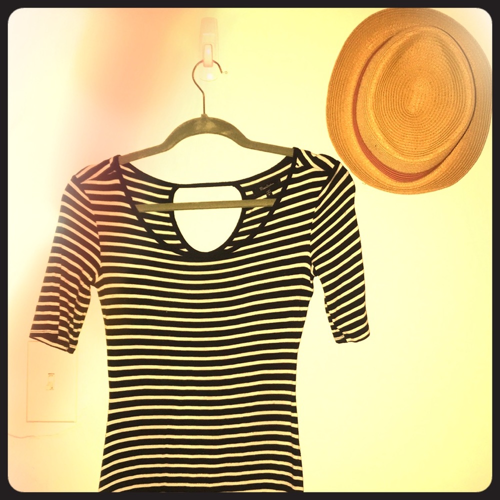 Monteau Soft, high-low style casual dress stripped